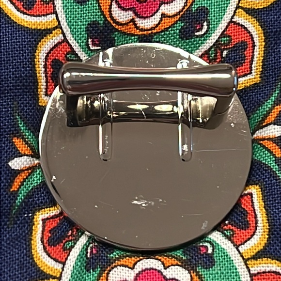 VERA BRADLEY Venetian Paisley Push Lock Wristlet - Picture 14 of 14